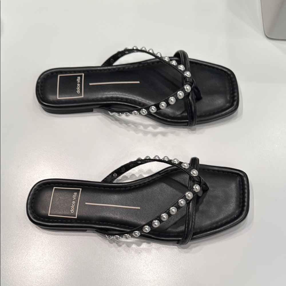 Dolce Vita Black Lucca Pearl Embellished Women's Sandals- size 6 1/2 - Picture 3 of 5